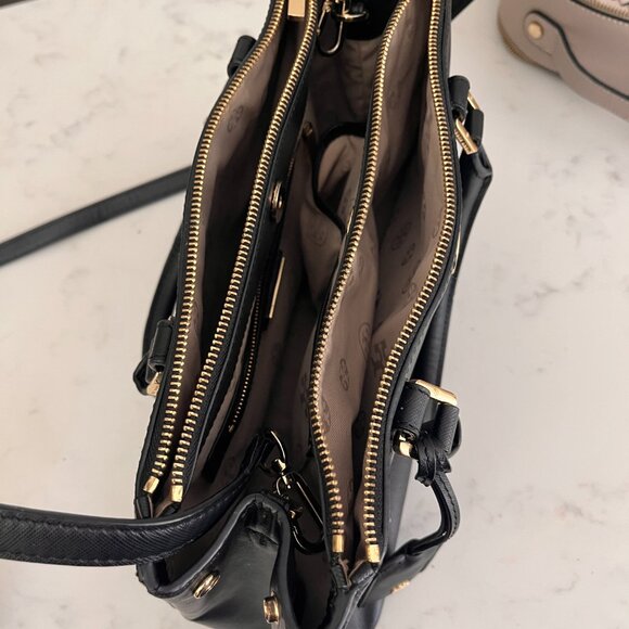 Tory Burch Robinson Double Zip Black Saffiano Tote - Picture 5 of 9